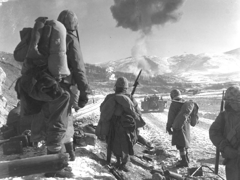 Chinese napalmed during marine breakout